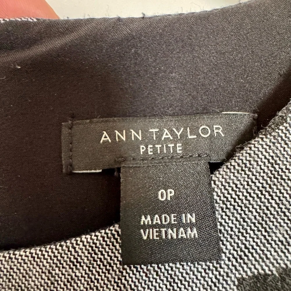 Ann Taylor Black Floral on Gray Dress - Picture 3 of 4
